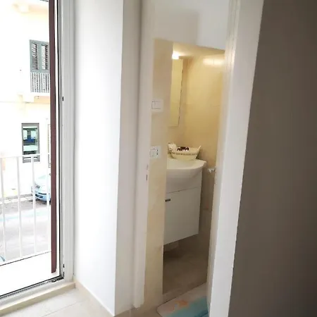 Lägenhet La Casetta Di Maria